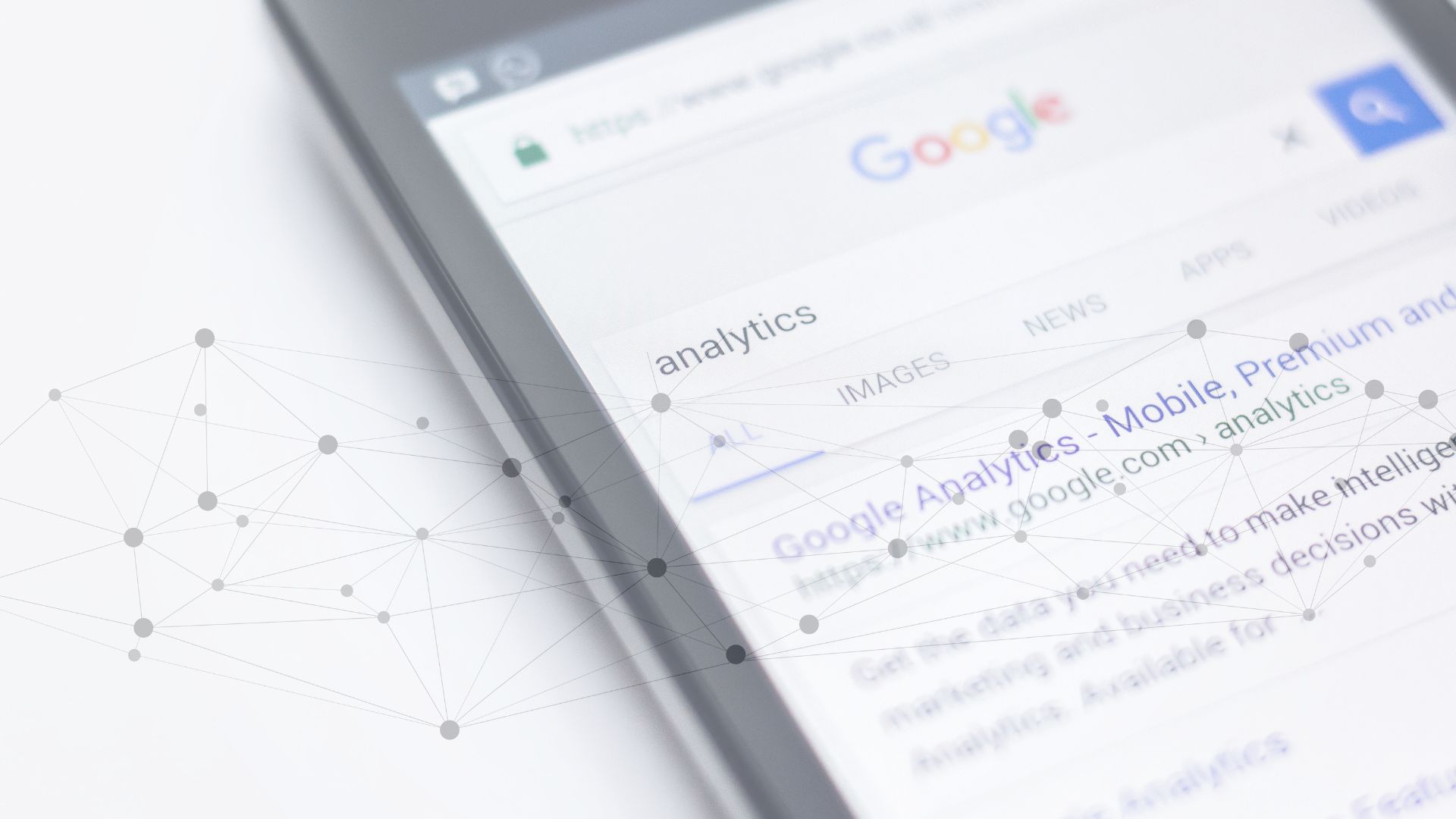 Google 搜尋大改版！第一頁全被 AI 佔據，小公司該怎麼搶曝光？